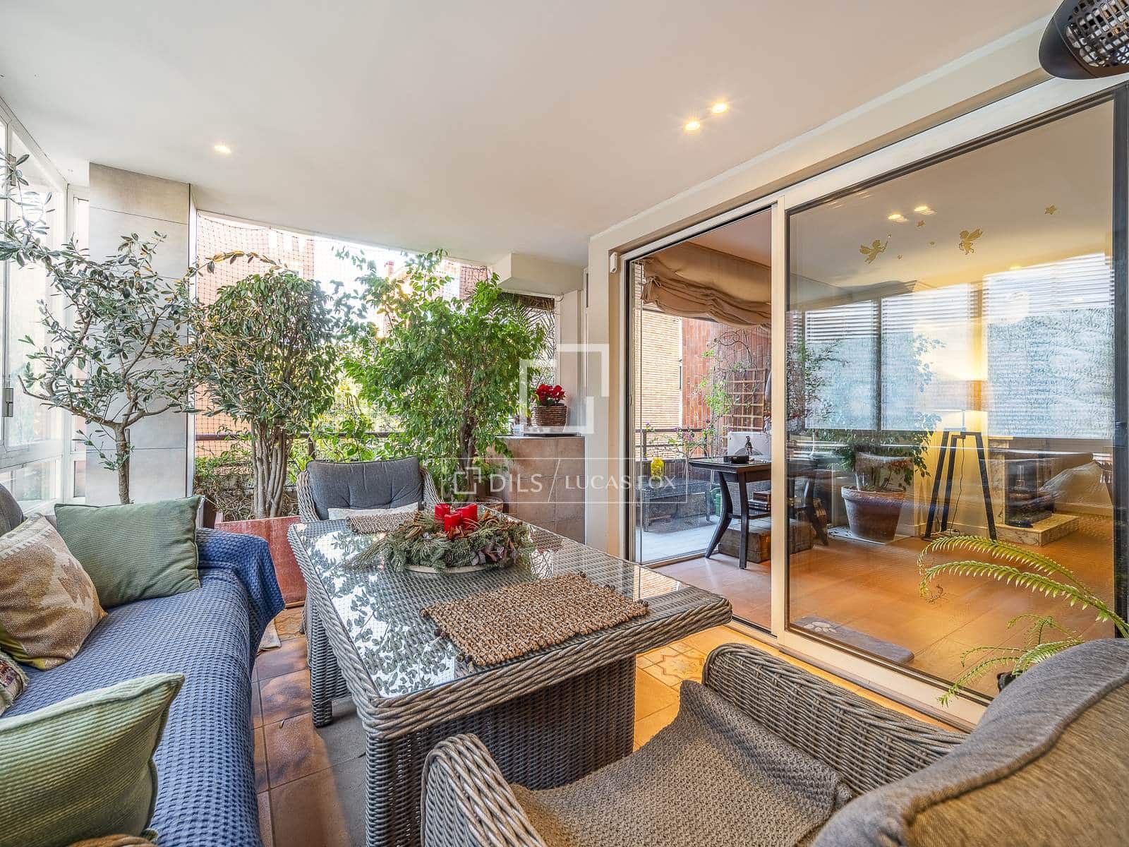 6 bedroom Apartment for sale in Barcelona city with garage - € 2,560,000 (Ref: 9565838)