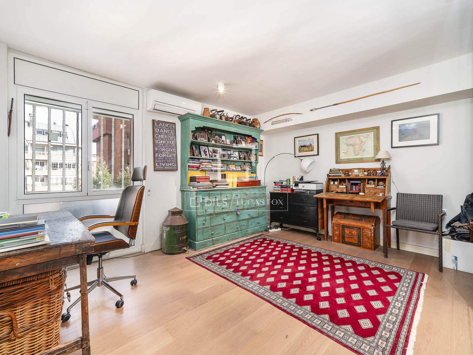 6 bedroom Apartment for sale in Barcelona city with garage - € 2,560,000 (Ref: 9565838)