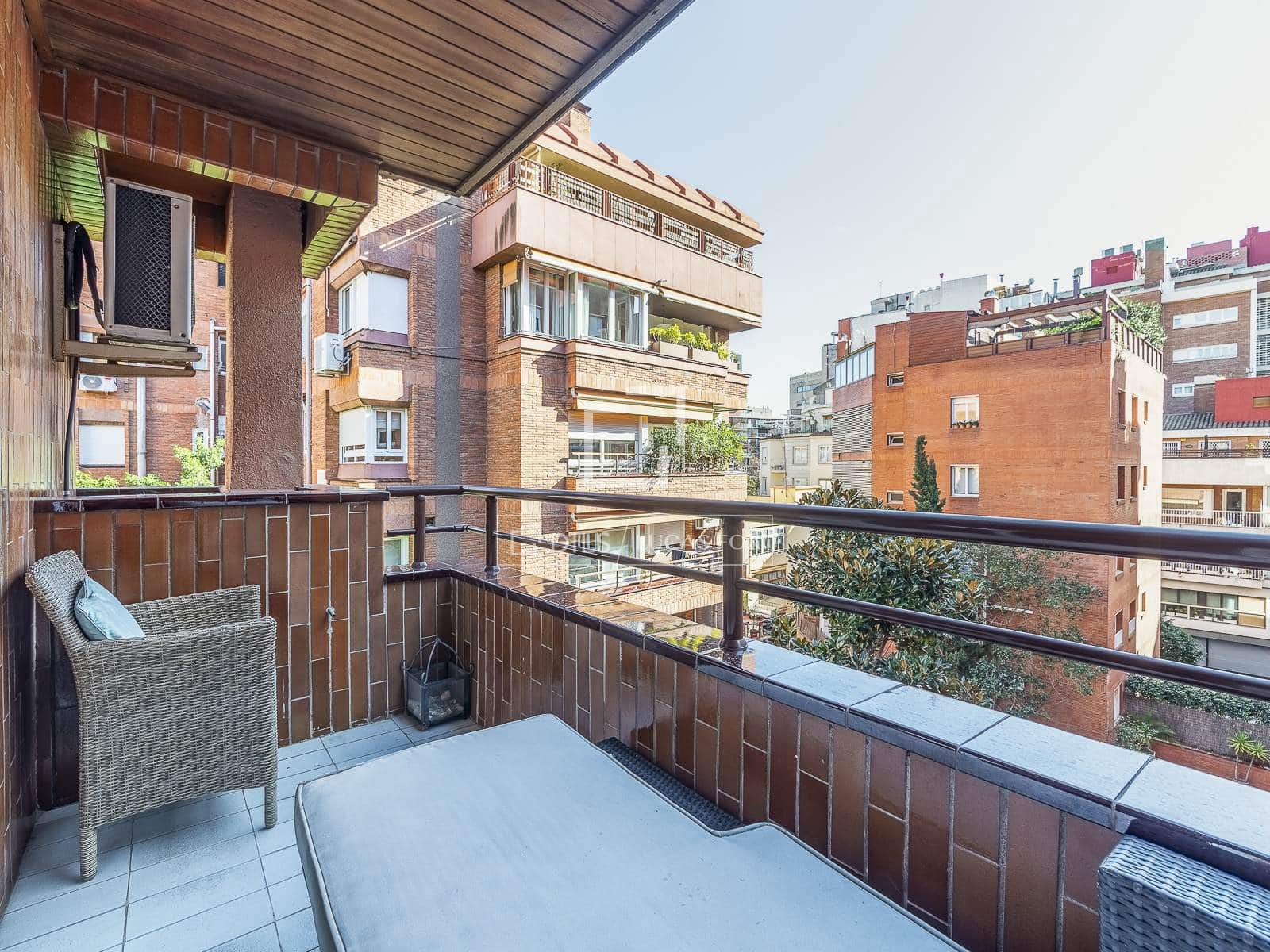 6 bedroom Apartment for sale in Barcelona city with garage - € 2,560,000 (Ref: 9565838)