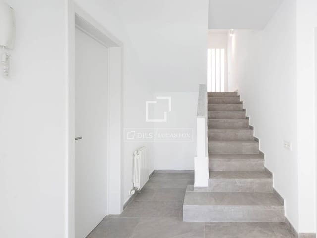 5 sypialnia Willa na sprzedaż w Sant Cugat del Vallès z basenem garażem - 1 199 000 € (Ref: 9566419)