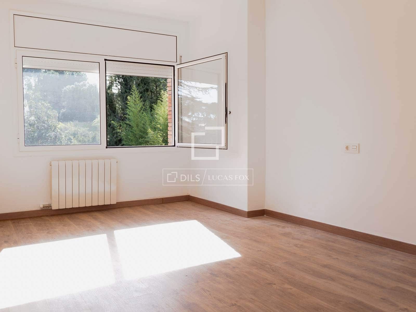 5 bedroom Villa for sale in Sant Cugat del Valles with pool garage - € 1,199,000 (Ref: 9566419)