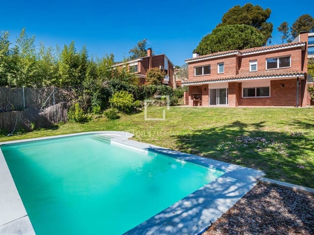 5 camera da letto Villa in vendita in Sant Cugat del Vallès con piscina garage - 1.199.000 € (Rif: 9566419)