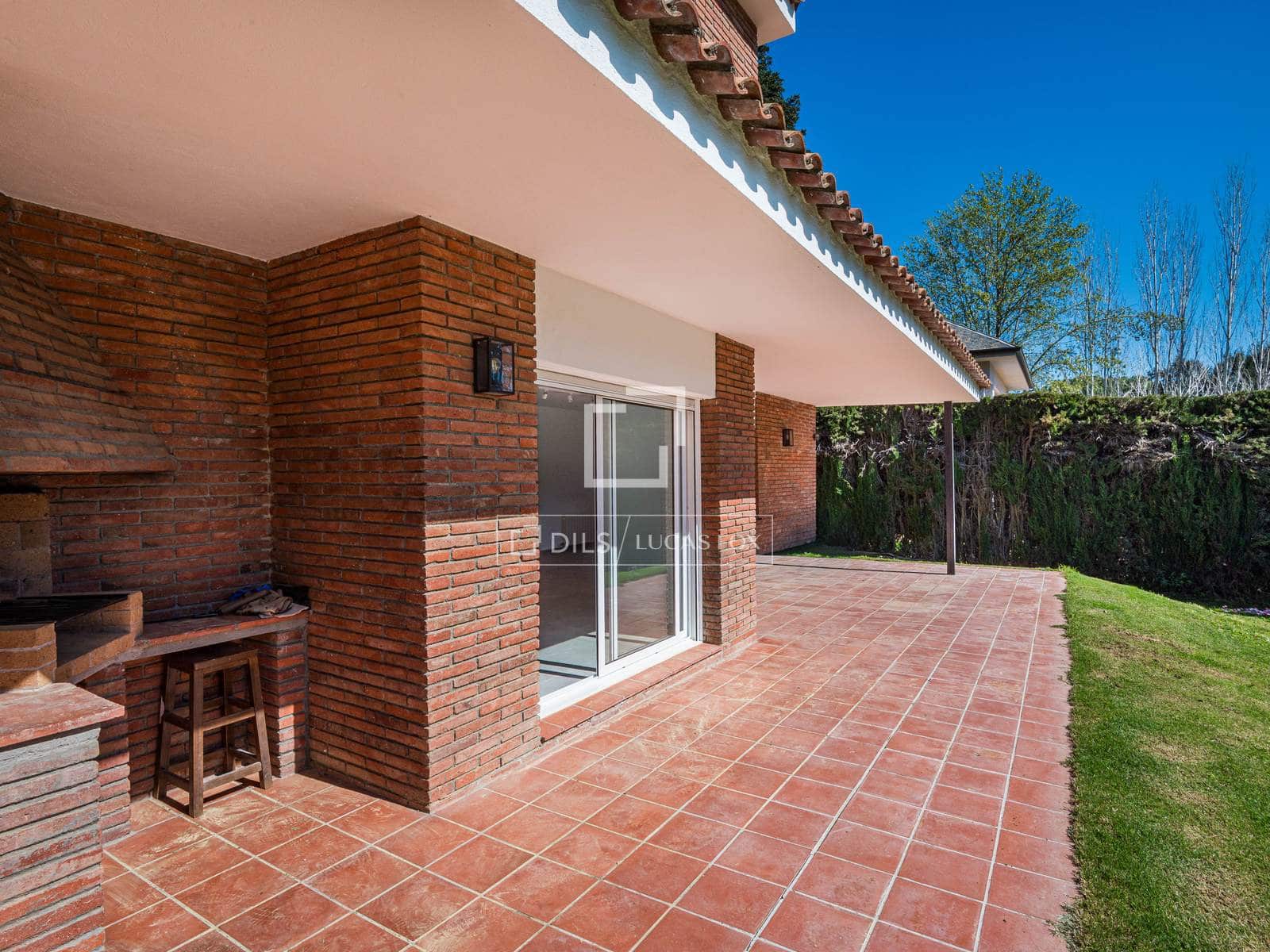 Chalet de 5 habitaciones en Sant Cugat del Vallès en venta con piscina garaje - 1.199.000 € (Ref: 9566419)