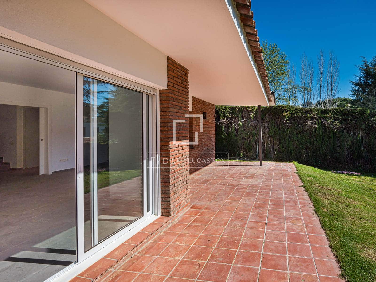 Chalet de 5 habitaciones en Sant Cugat del Vallès en venta con piscina garaje - 1.199.000 € (Ref: 9566419)