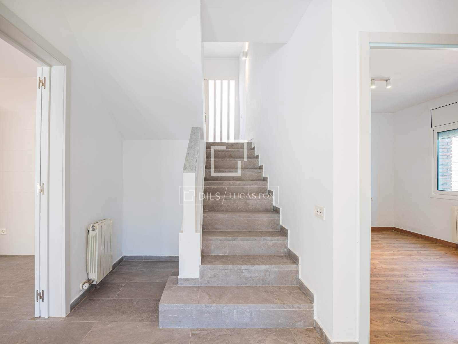 Chalet de 5 habitaciones en Sant Cugat del Vallès en venta con piscina garaje - 1.199.000 € (Ref: 9566419)