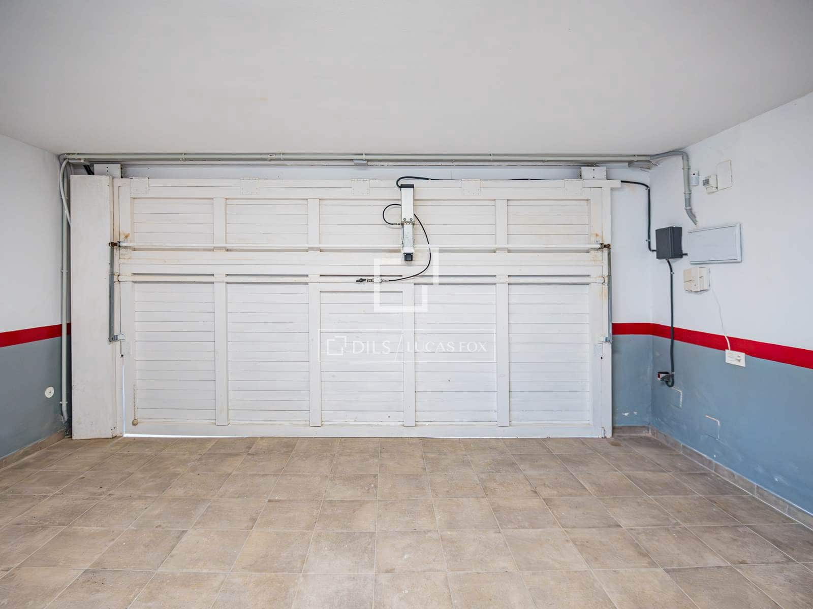 Chalet de 5 habitaciones en Sant Cugat del Vallès en venta con piscina garaje - 1.199.000 € (Ref: 9566419)