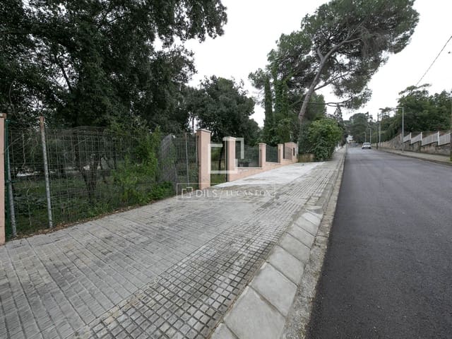 Terreno para Construção para venda em Valldoreix, Sant Cugat del Vallès - 995 000 € (Ref: 9566421)