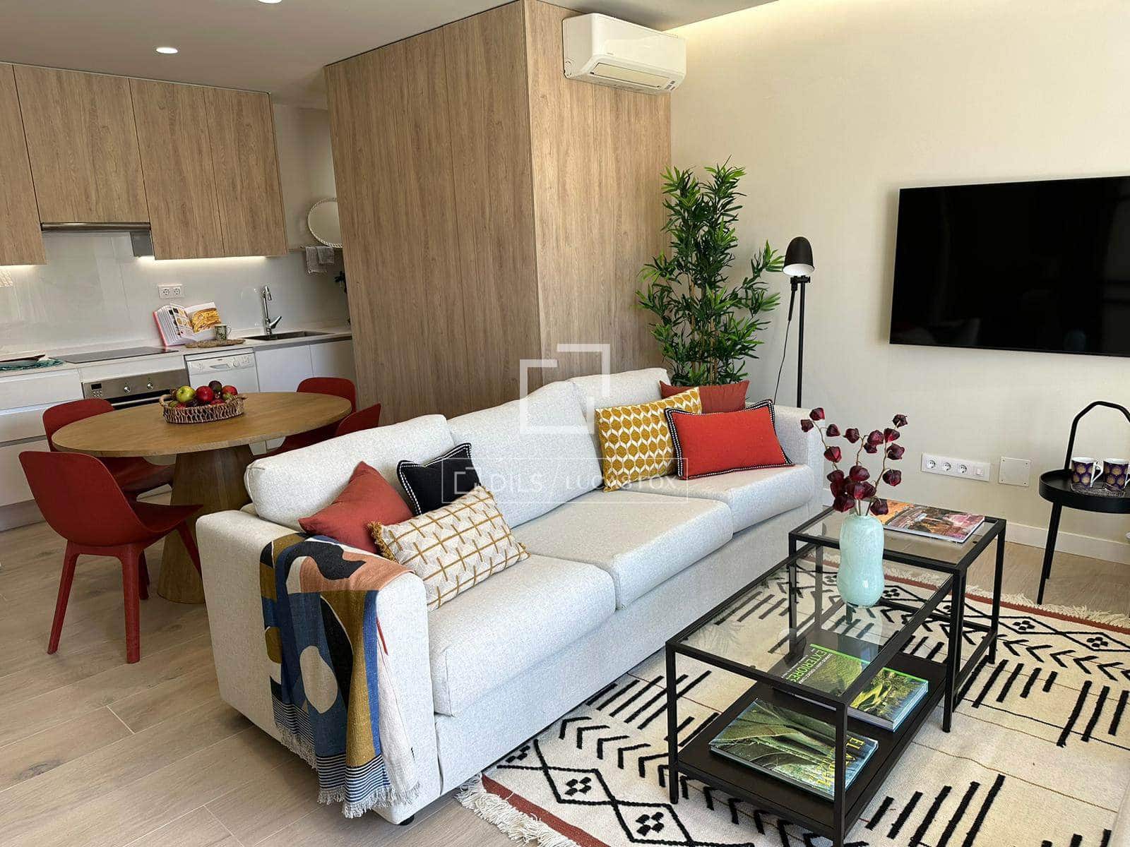 2 makuuhuone Kattohuoneisto vuokrattavana paikassa Madrid kaupunki - 5 500 € (Ref: 9566424)