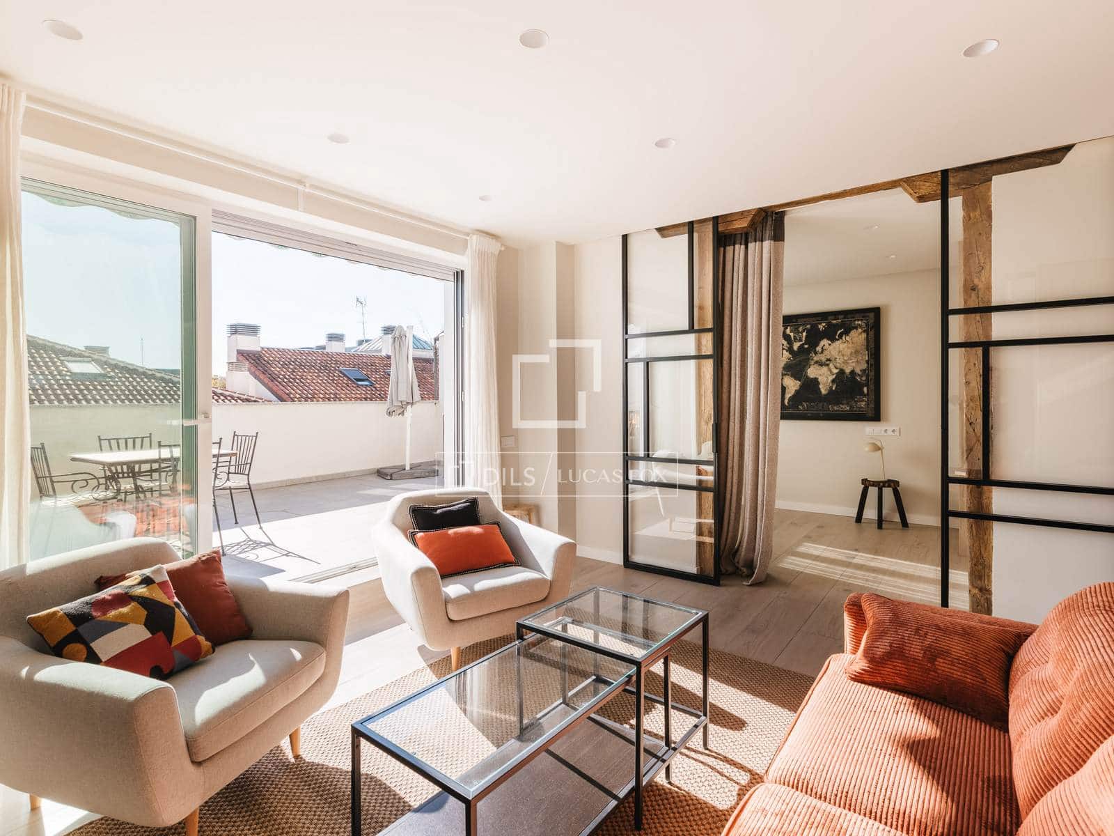 2 bedroom Penthouse for rent in Madrid city - € 4,900 (Ref: 9566424)