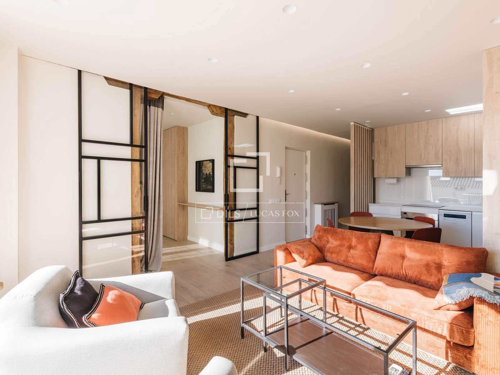 2 bedroom Penthouse for rent in Madrid city - € 4,900 (Ref: 9566424)