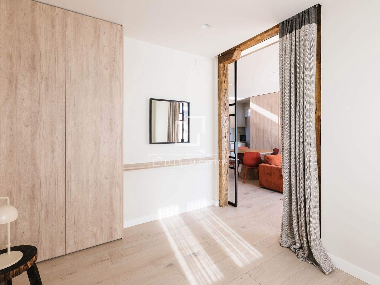 2 bedroom Penthouse for rent in Madrid city - € 4,900 (Ref: 9566424)