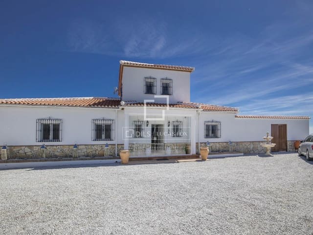 Chalet de 4 habitaciones en Canillas de Albaida en venta con piscina garaje - 1.095.000 € (Ref: 9566425)