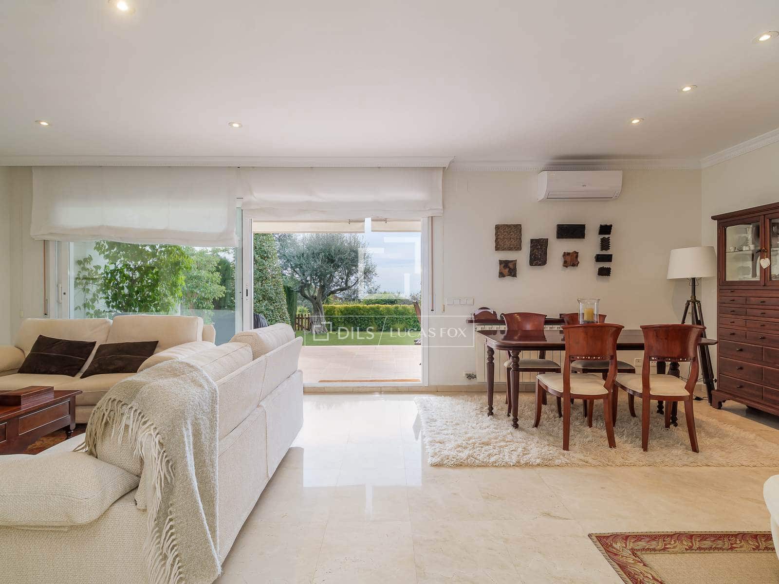 4 sypialnia Willa na sprzedaż w Teia z basenem garażem - 835 000 € (Ref: 9566542)