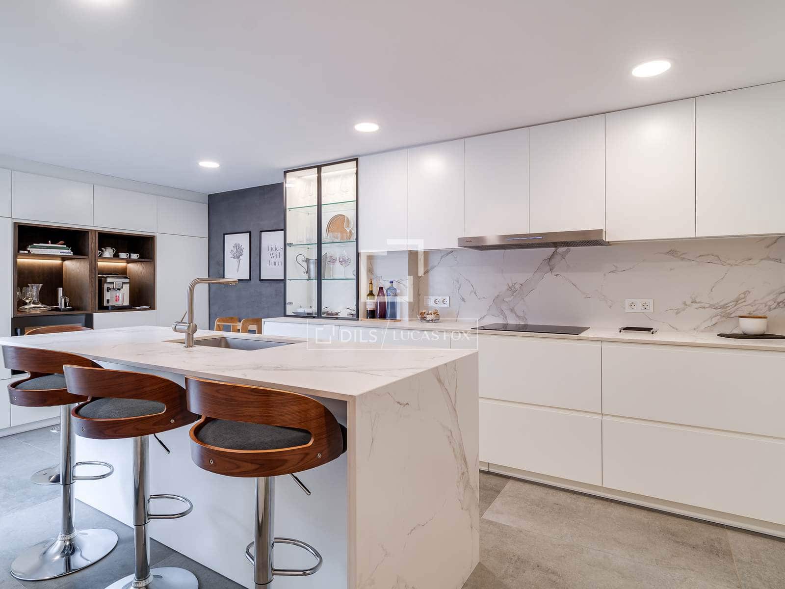 4 sypialnia Willa na sprzedaż w Teia z basenem garażem - 835 000 € (Ref: 9566542)