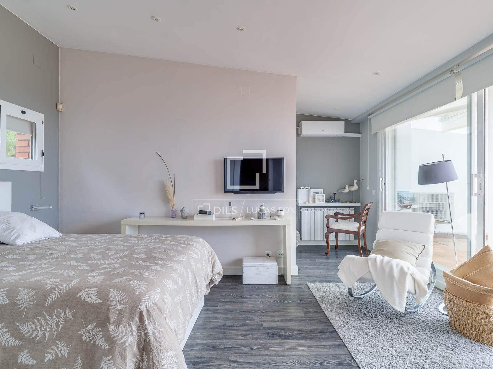 4 sypialnia Willa na sprzedaż w Teia z basenem garażem - 835 000 € (Ref: 9566542)