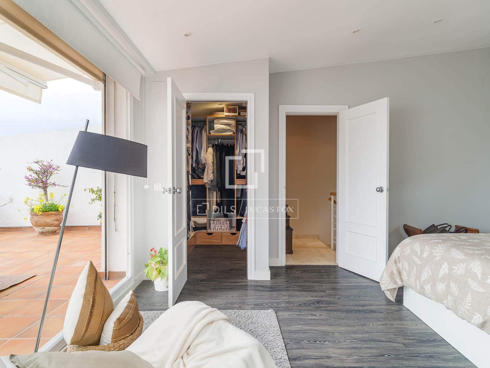 4 sypialnia Willa na sprzedaż w Teia z basenem garażem - 835 000 € (Ref: 9566542)