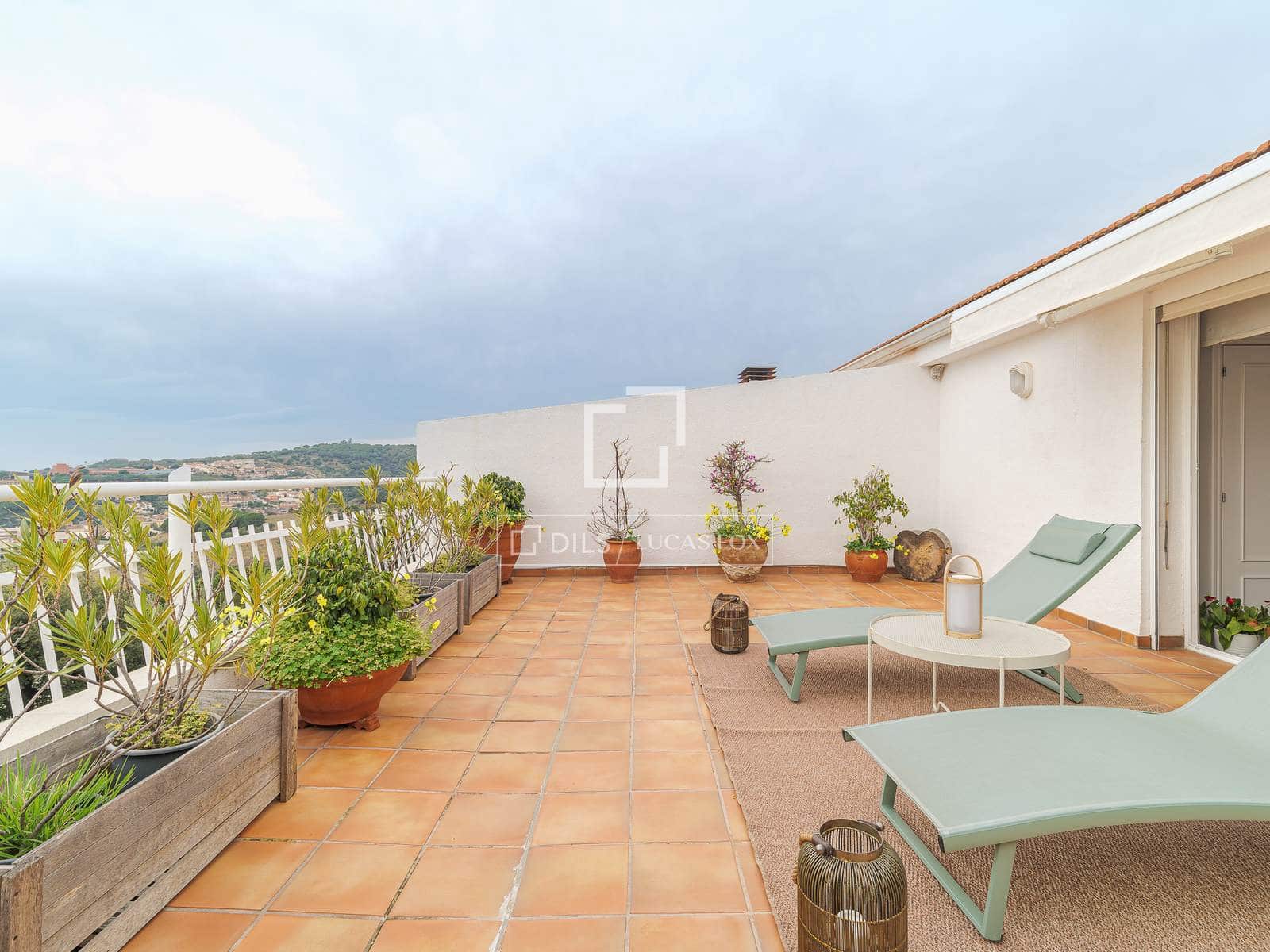 4 sypialnia Willa na sprzedaż w Teia z basenem garażem - 835 000 € (Ref: 9566542)