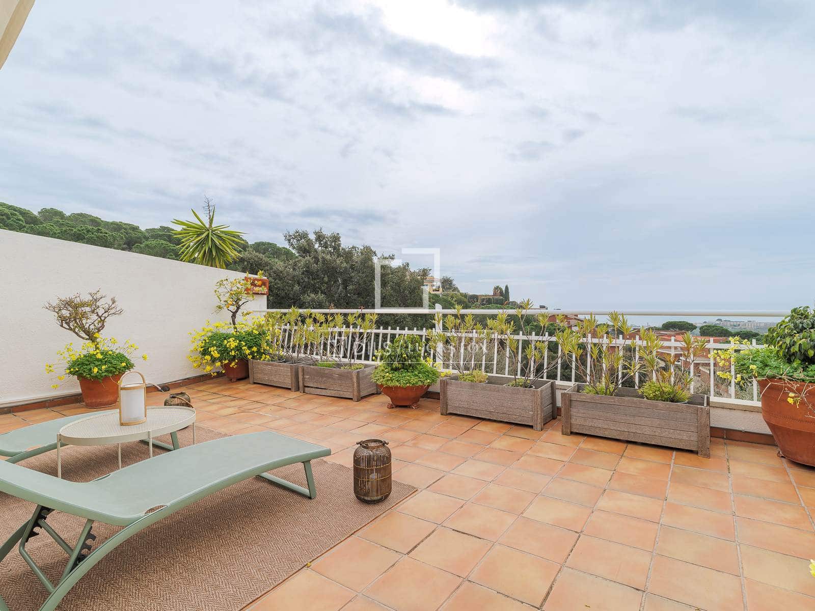 4 sypialnia Willa na sprzedaż w Teia z basenem garażem - 835 000 € (Ref: 9566542)