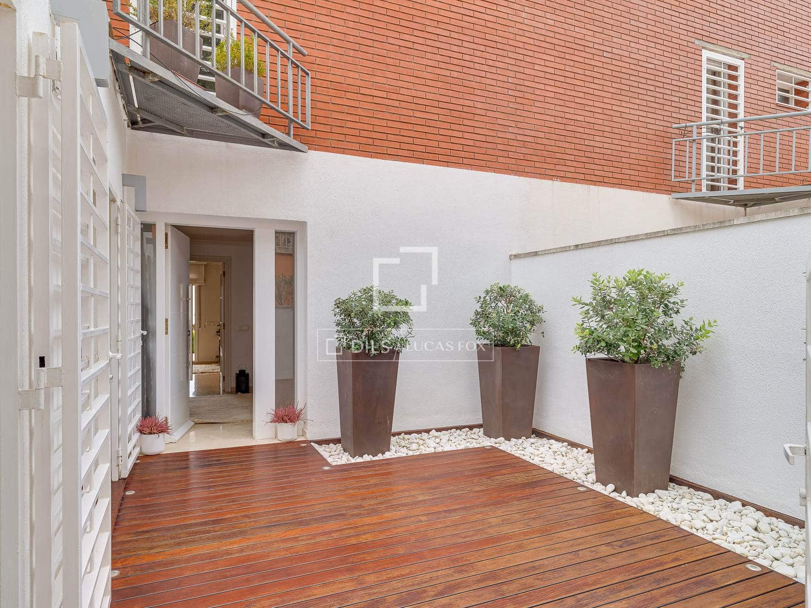 4 sypialnia Willa na sprzedaż w Teia z basenem garażem - 835 000 € (Ref: 9566542)