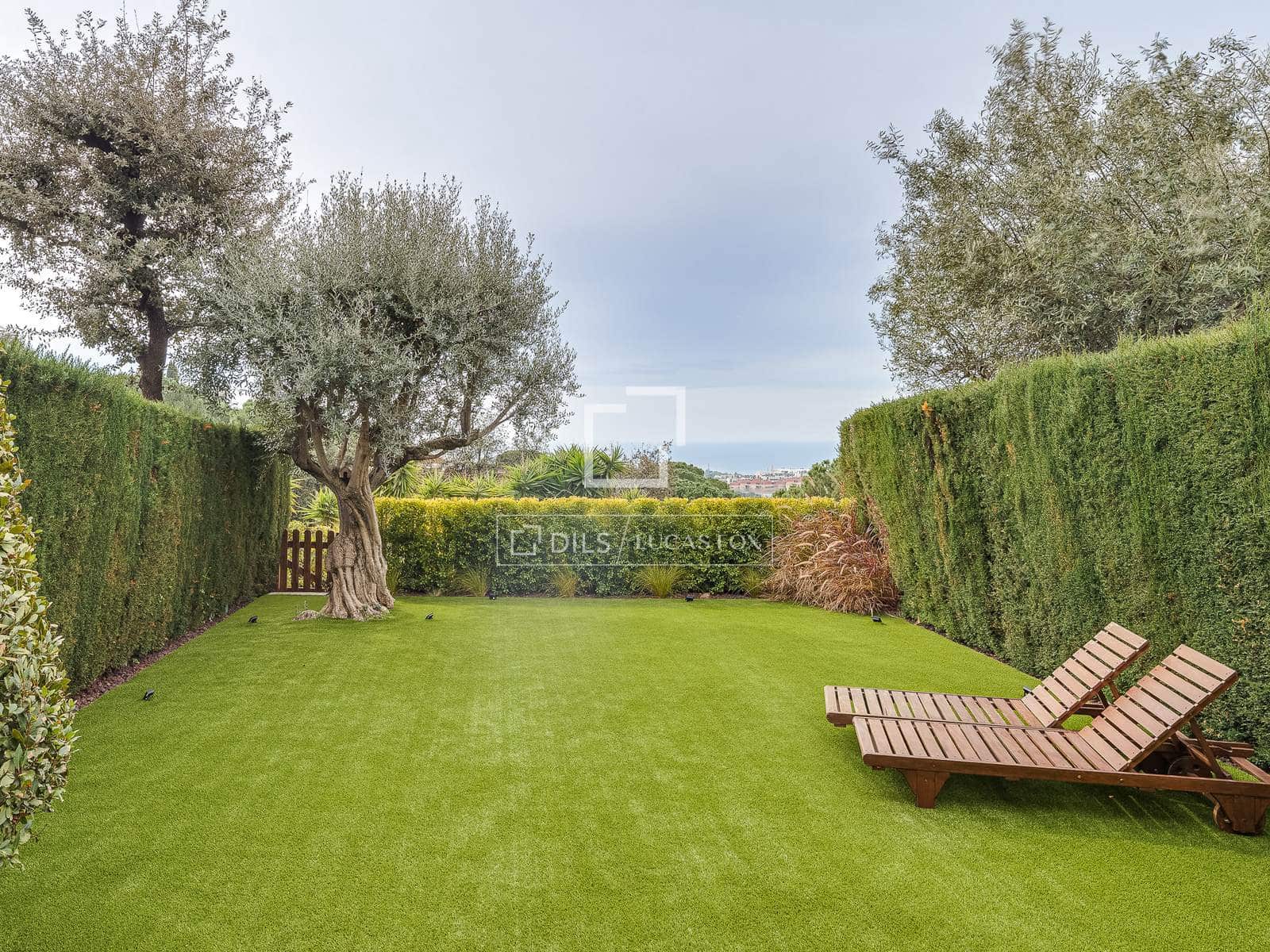 4 sypialnia Willa na sprzedaż w Teia z basenem garażem - 835 000 € (Ref: 9566542)