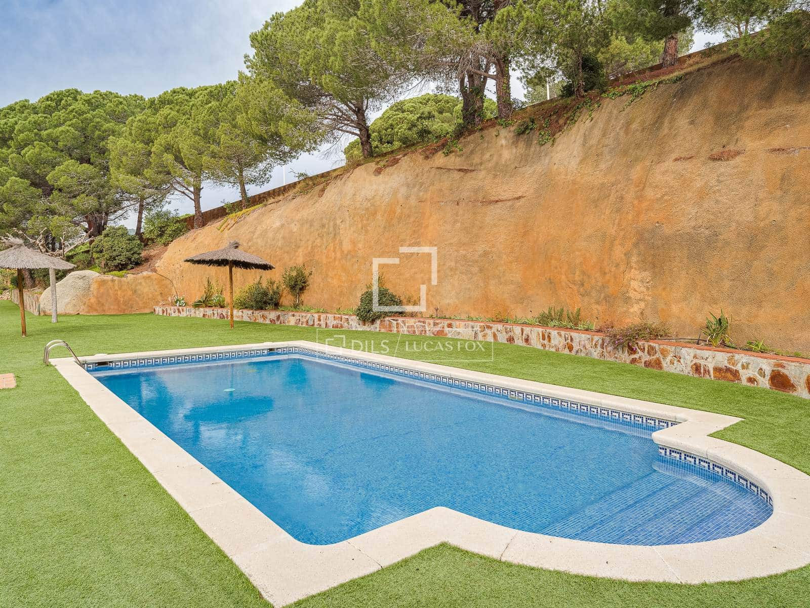 4 sypialnia Willa na sprzedaż w Teia z basenem garażem - 835 000 € (Ref: 9566542)