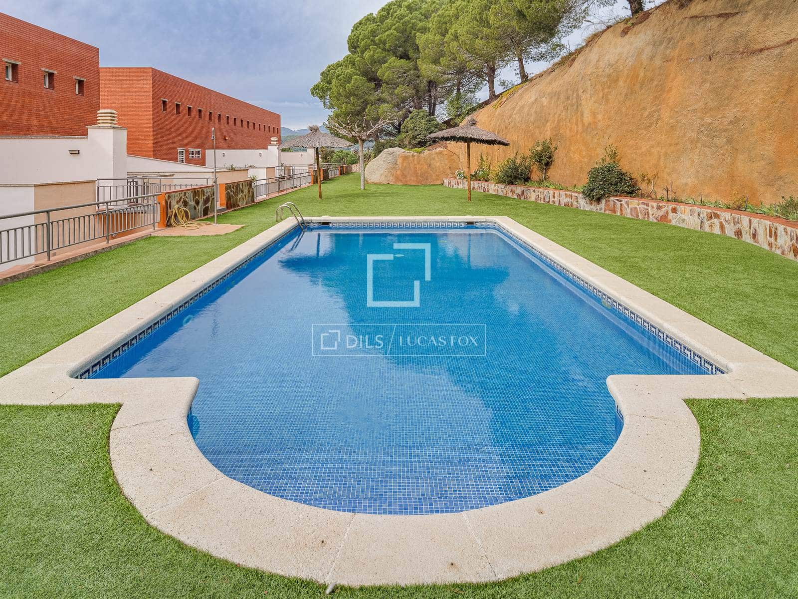 4 sypialnia Willa na sprzedaż w Teia z basenem garażem - 835 000 € (Ref: 9566542)