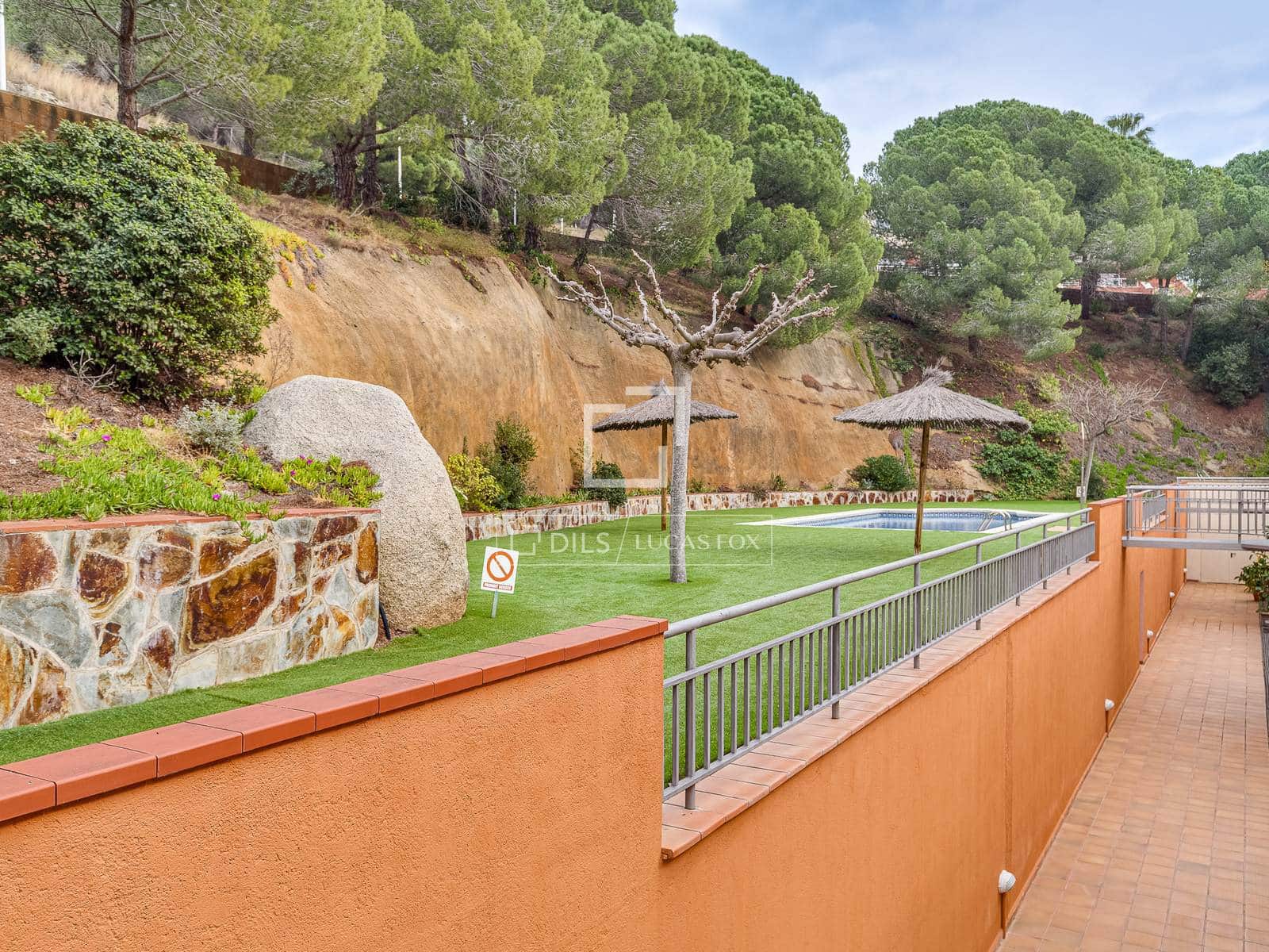 4 sypialnia Willa na sprzedaż w Teia z basenem garażem - 835 000 € (Ref: 9566542)