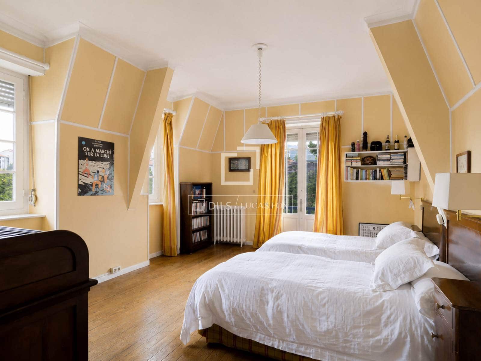 6 bedroom Villa for rent in Donostia-San Sebastian - € 7,500 (Ref: 9566543)