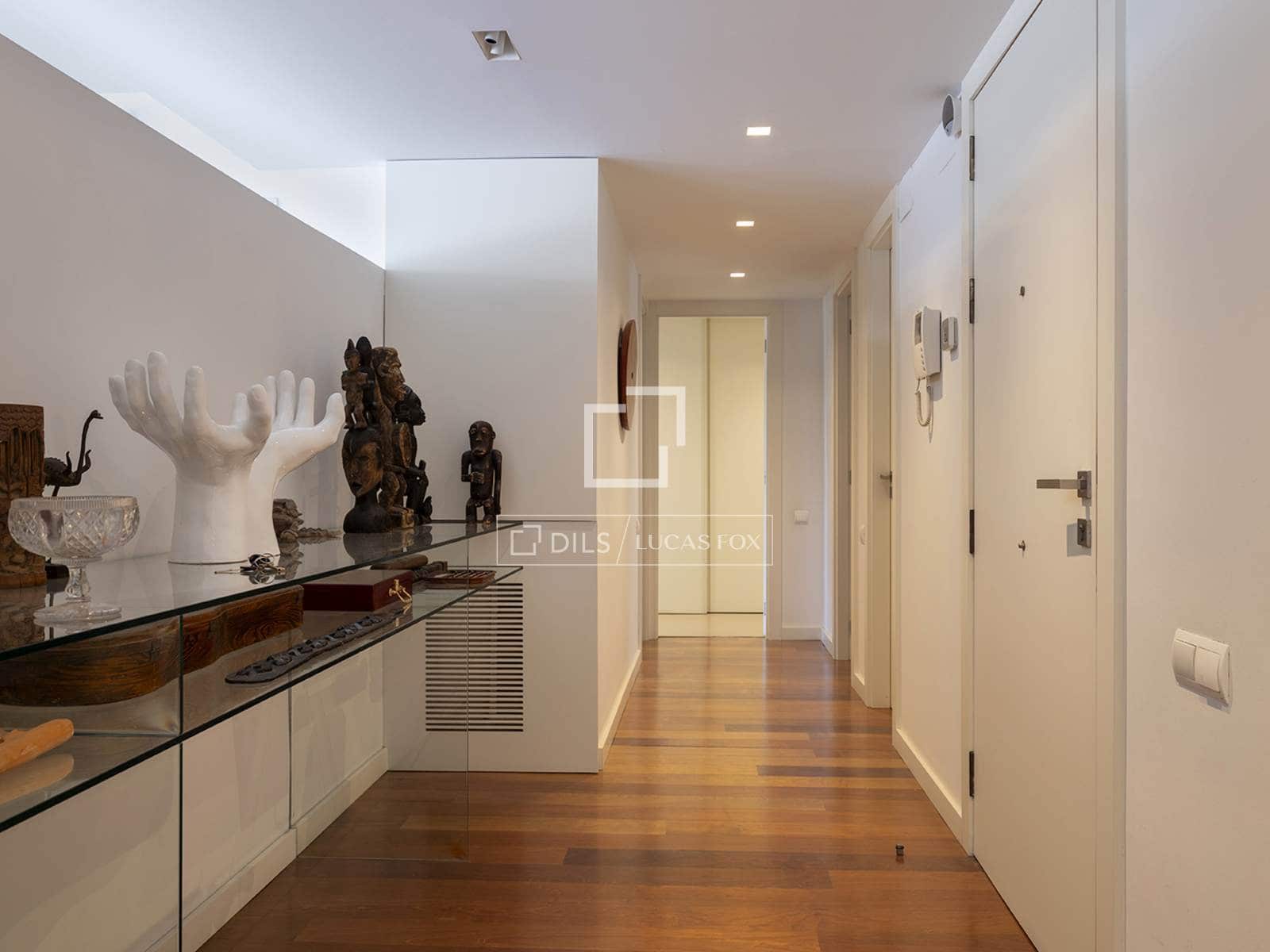 3 slaapkamer Appartement te koop in Barcelona stad met zwembad - € 1.750.000 (Ref: 9566713)