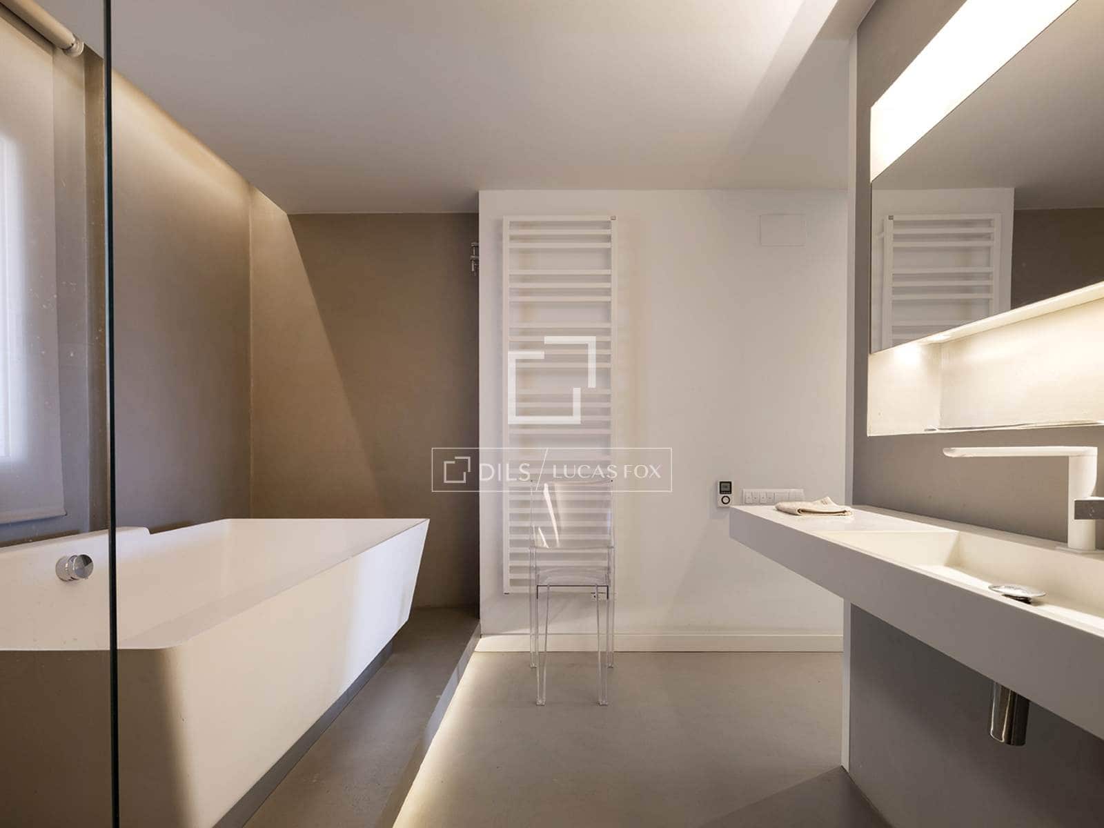 3 slaapkamer Appartement te koop in Barcelona stad met zwembad - € 1.750.000 (Ref: 9566713)