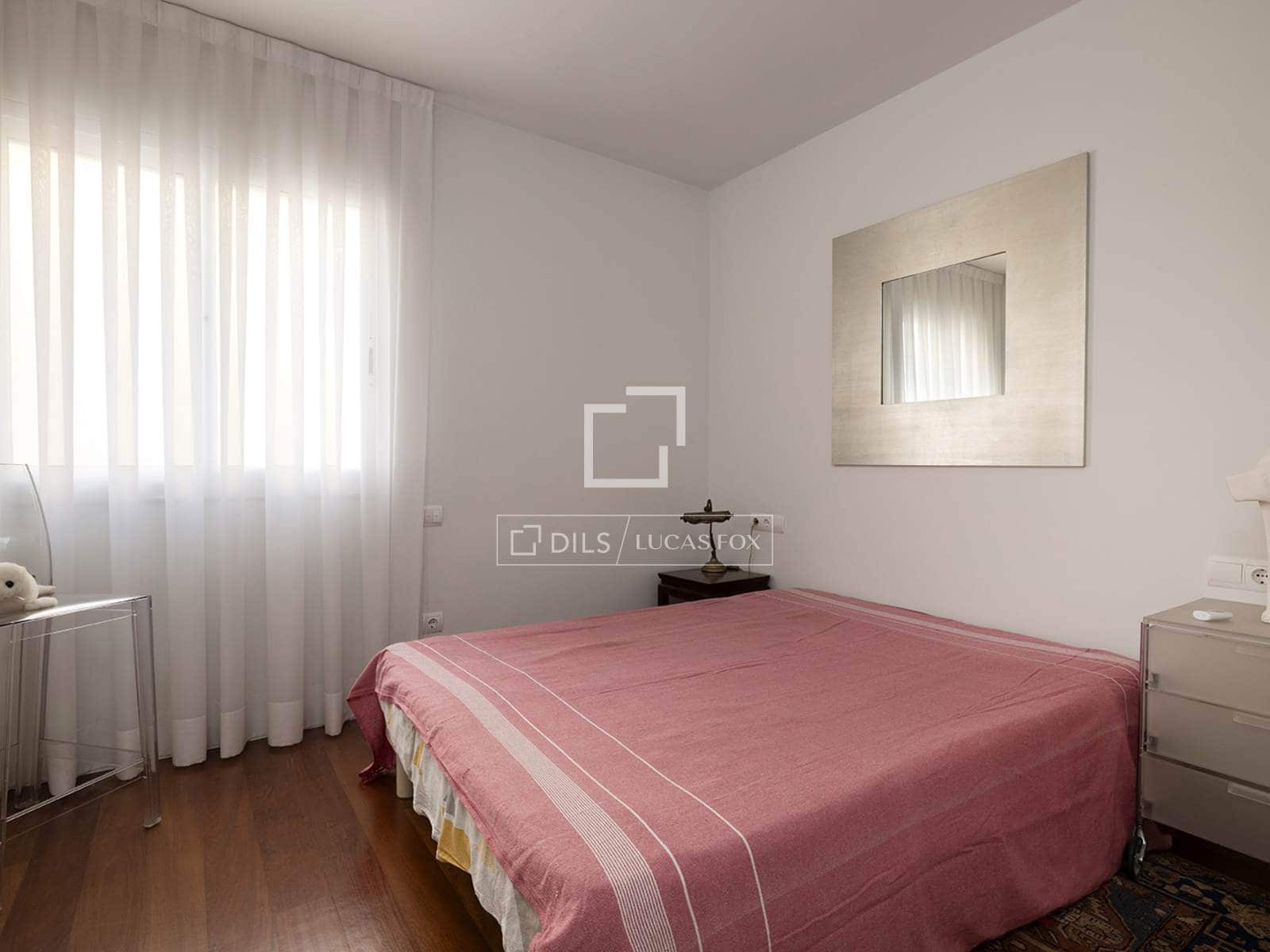 3 slaapkamer Appartement te koop in Barcelona stad met zwembad - € 1.750.000 (Ref: 9566713)