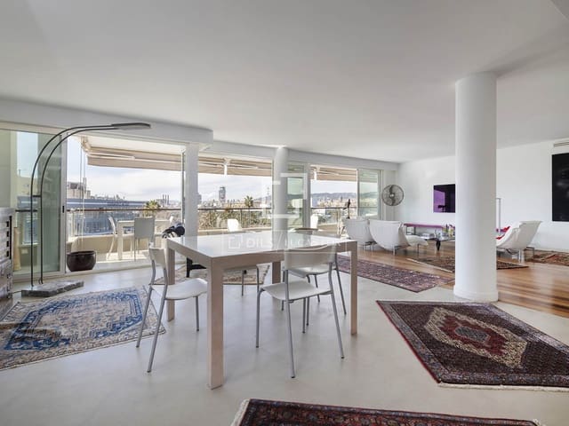 3 makuuhuone Huoneisto myytävänä paikassa La Barceloneta, Barcelona kaupunki mukana uima-altaan - 1 750 000 € (Ref: 9566713)