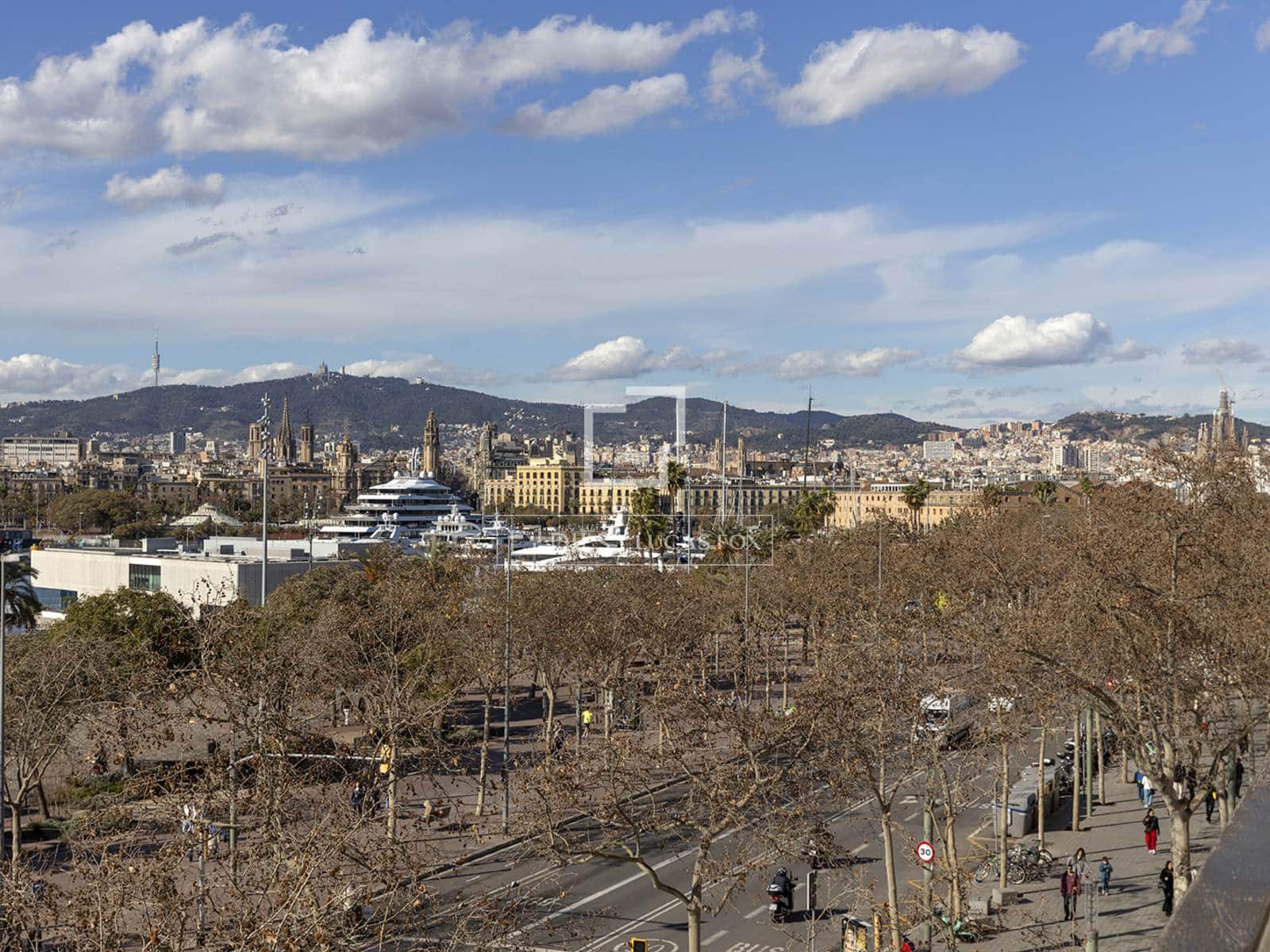 3 slaapkamer Appartement te koop in Barcelona stad met zwembad - € 1.750.000 (Ref: 9566713)