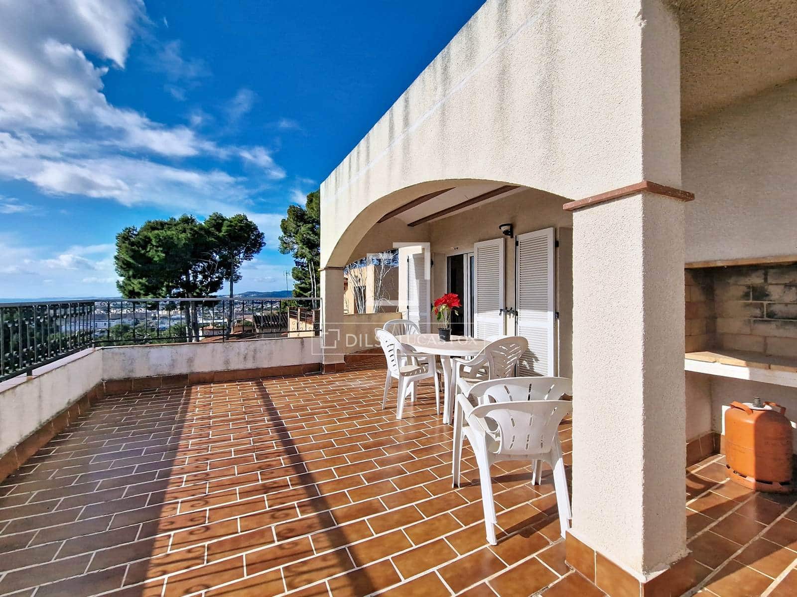 7 makuuhuone Huvila myytävänä paikassa Calafell mukana 
autotalli - 1 490 000 € (Ref: 9566715)