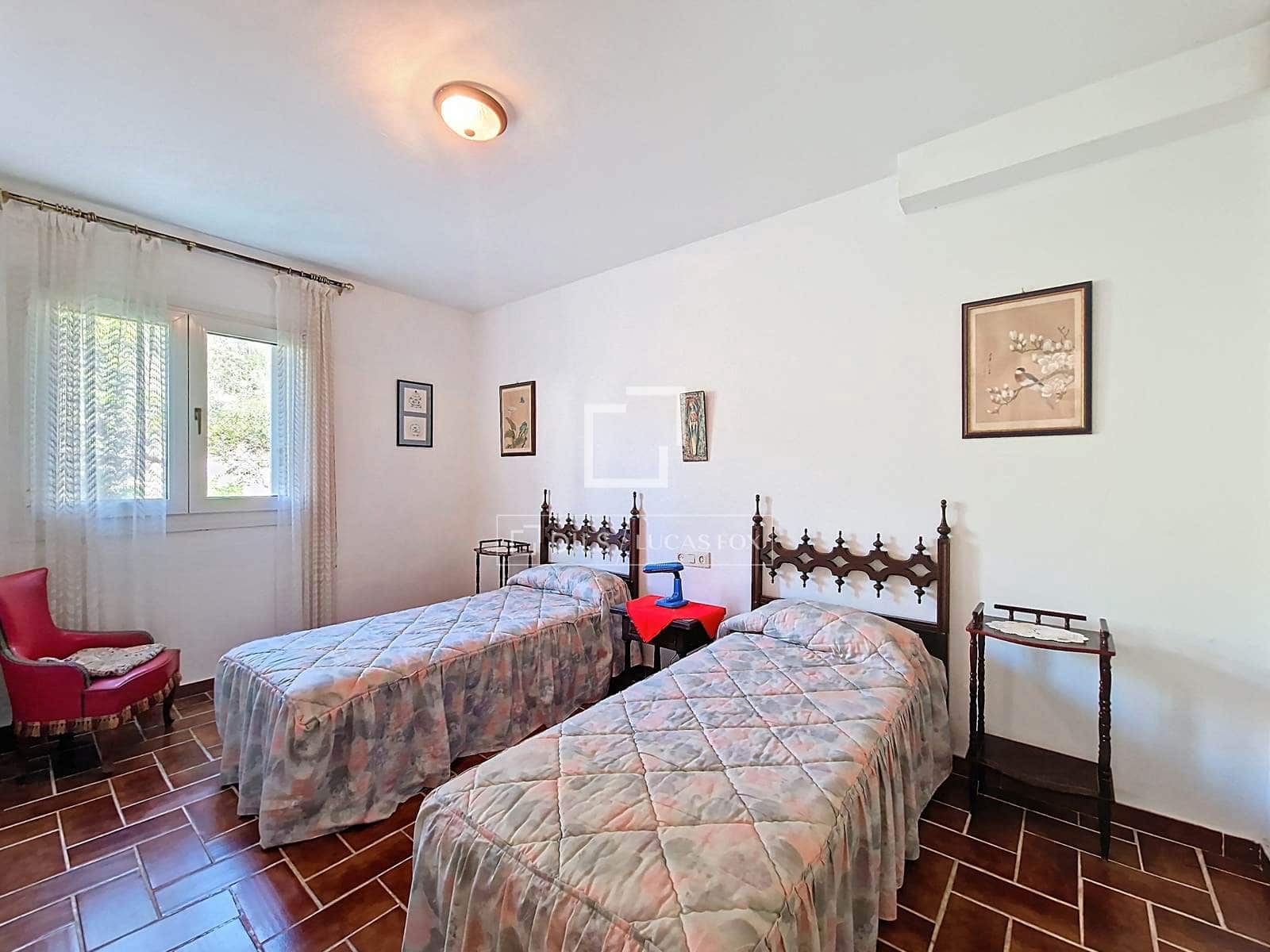 7 makuuhuone Huvila myytävänä paikassa Calafell mukana 
autotalli - 1 490 000 € (Ref: 9566715)