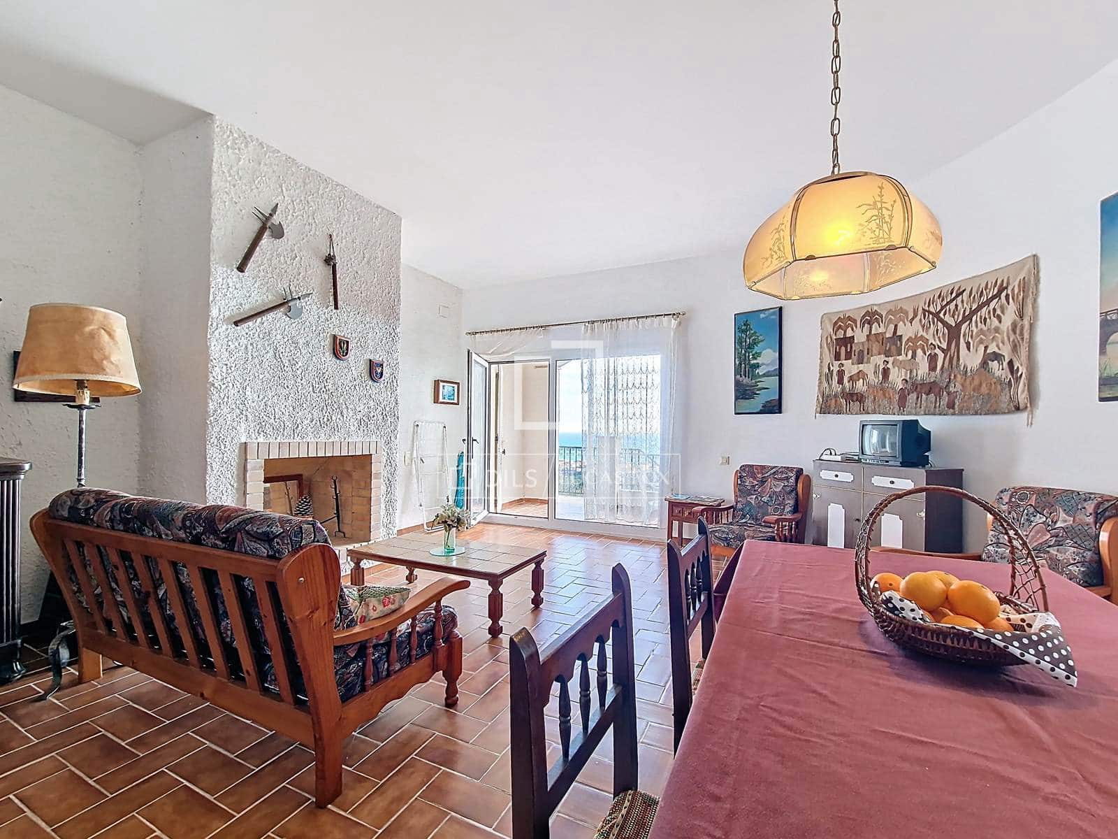 7 makuuhuone Huvila myytävänä paikassa Calafell mukana 
autotalli - 1 490 000 € (Ref: 9566715)