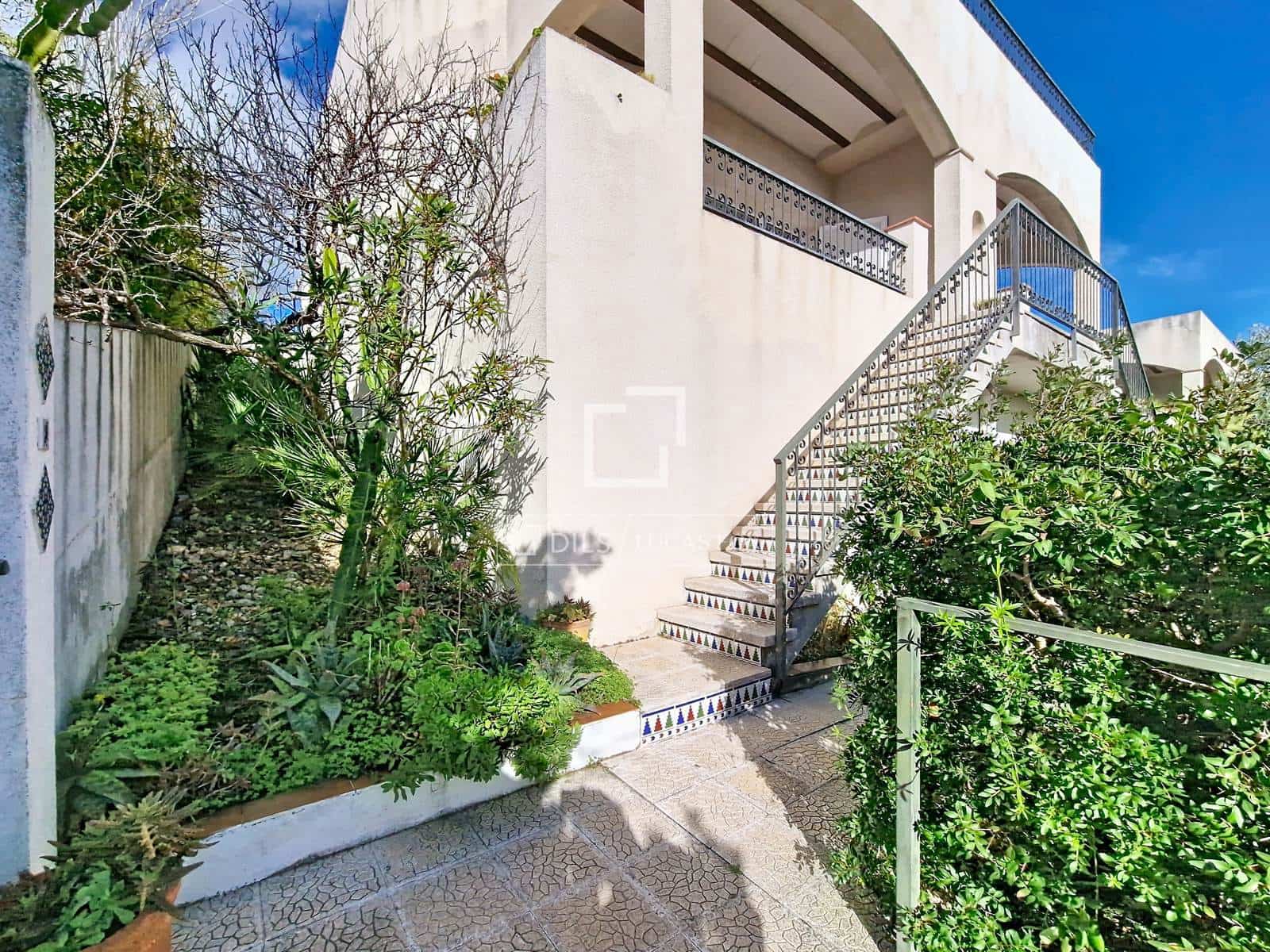 7 makuuhuone Huvila myytävänä paikassa Calafell mukana 
autotalli - 1 490 000 € (Ref: 9566715)