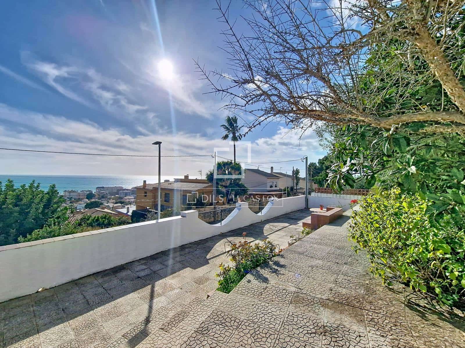 7 makuuhuone Huvila myytävänä paikassa Calafell mukana 
autotalli - 1 490 000 € (Ref: 9566715)