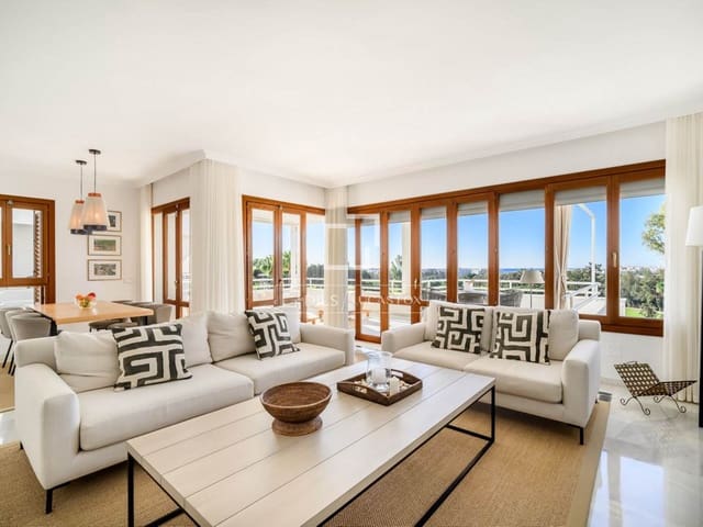 2 bedroom Apartment for sale in Marbella with pool - € 890,000 (Ref: 9566819)