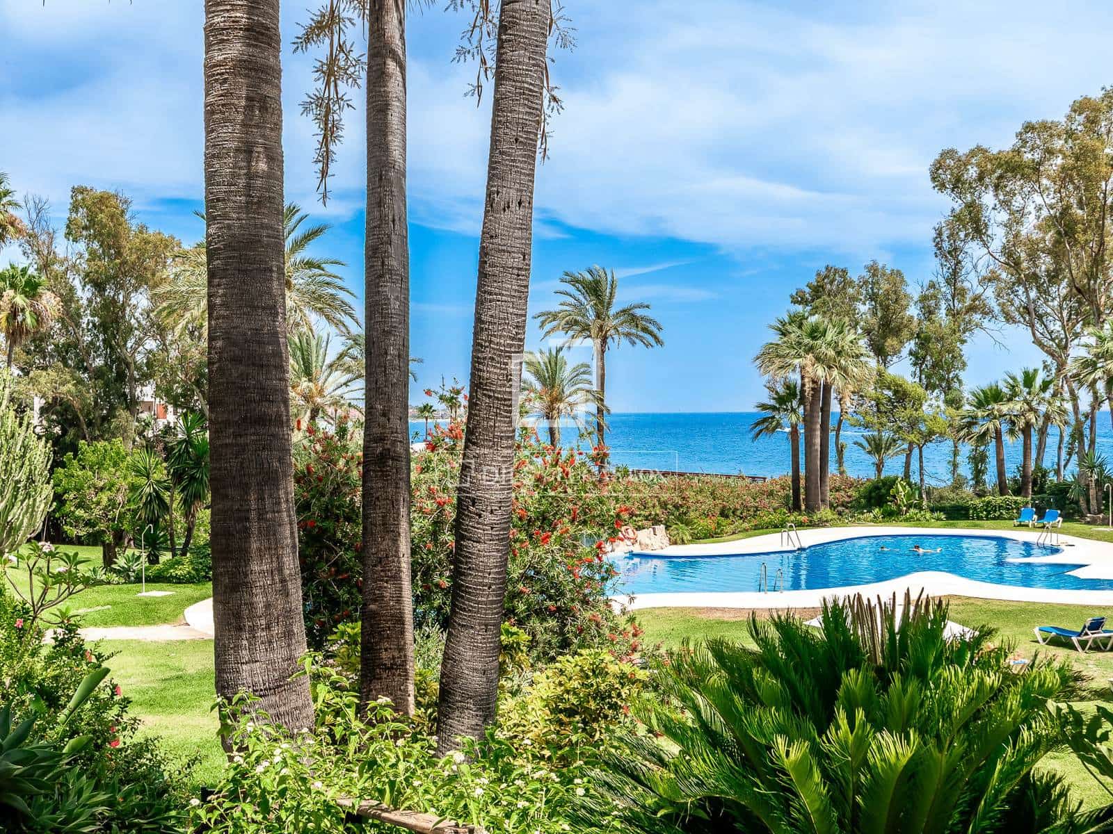 4 soveværelse Villa til salg i Benamara med swimmingpool garage - € 2.599.000 (Ref: 9569225)