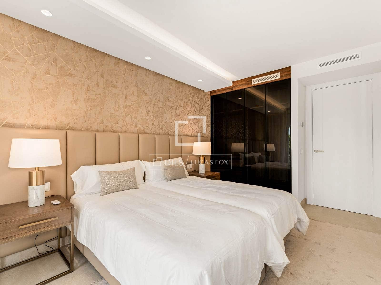 4 soveværelse Villa til salg i Benamara med swimmingpool garage - € 2.599.000 (Ref: 9569225)