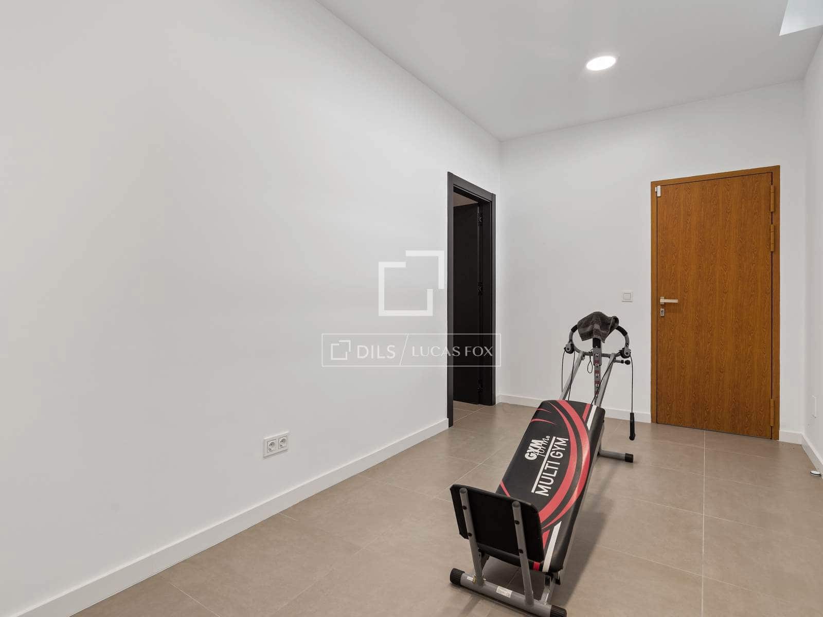 5 soveværelse Villa til salg i El Paraiso med swimmingpool garage - € 4.150.000 (Ref: 9569226)