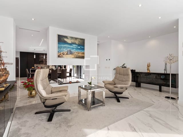 Chalet de 5 habitaciones en El Paraiso, Estepona en venta con piscina garaje - 4.150.000 € (Ref: 9569226)