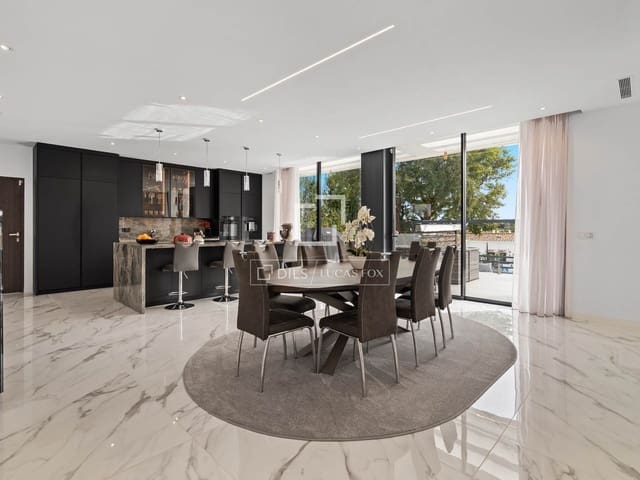 Chalet de 5 habitaciones en El Paraiso, Estepona en venta con piscina garaje - 4.150.000 € (Ref: 9569226)