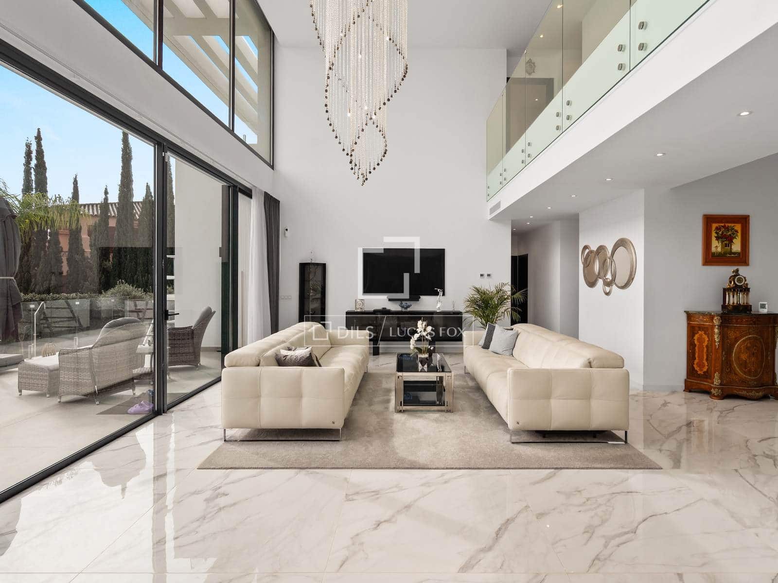 5 soveværelse Villa til salg i El Paraiso med swimmingpool garage - € 4.150.000 (Ref: 9569226)