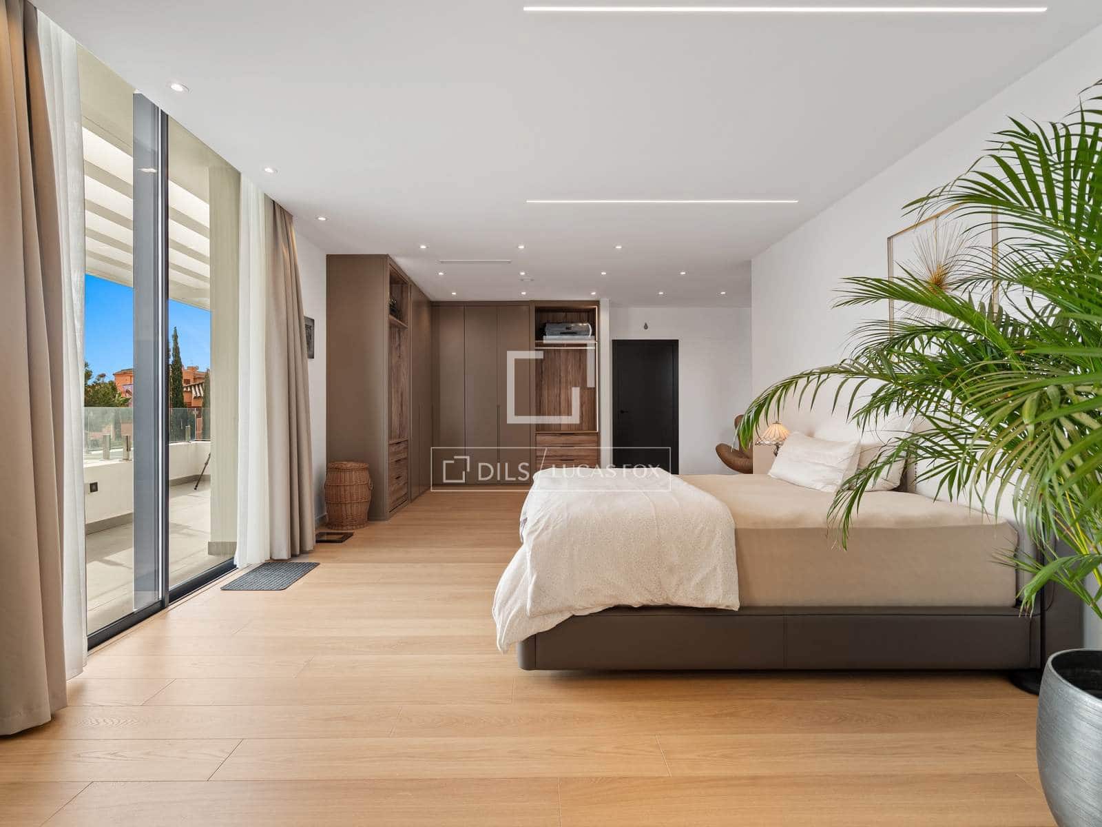 5 soveværelse Villa til salg i El Paraiso med swimmingpool garage - € 4.150.000 (Ref: 9569226)