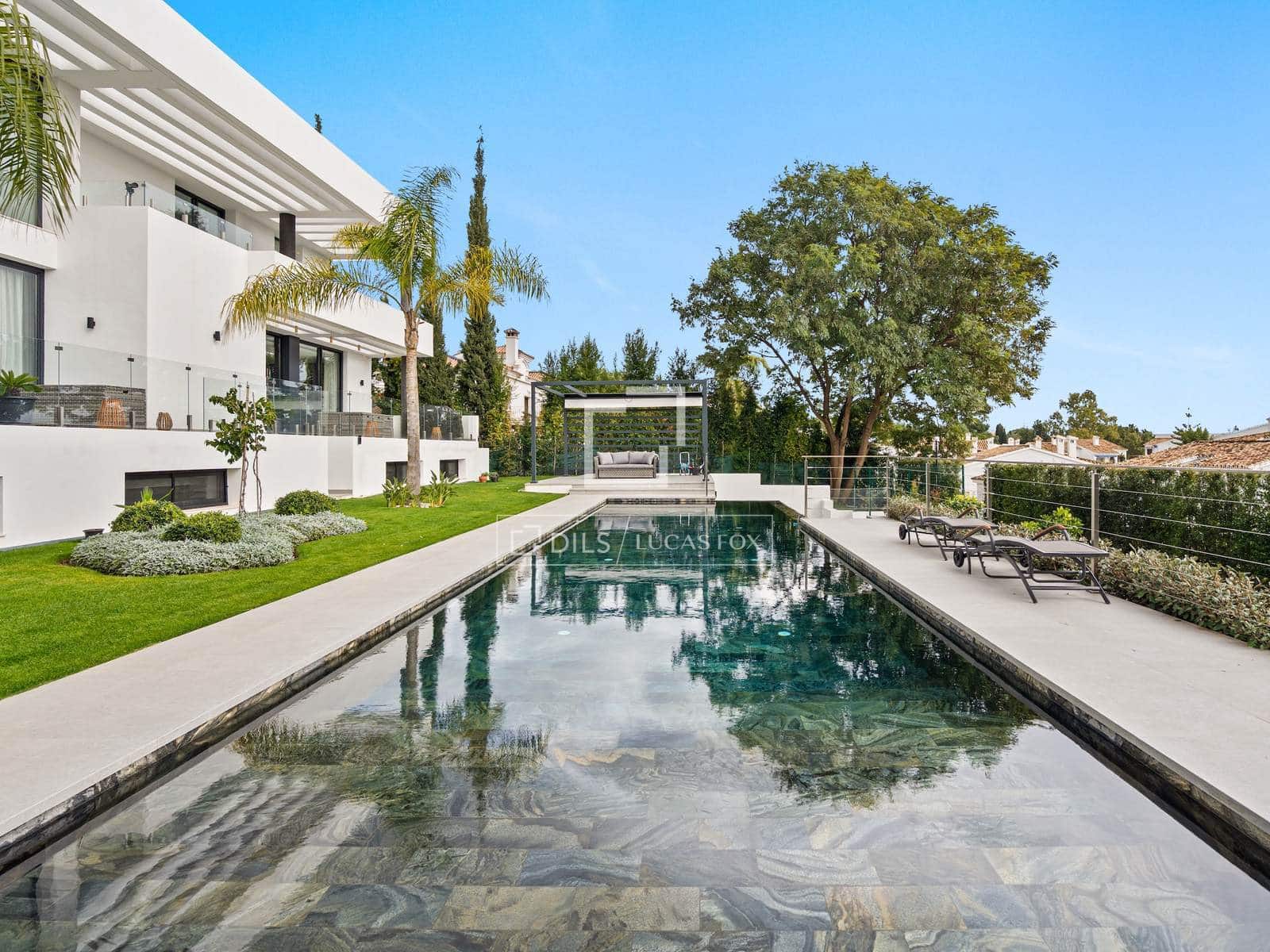 5 soveværelse Villa til salg i El Paraiso med swimmingpool garage - € 4.150.000 (Ref: 9569226)