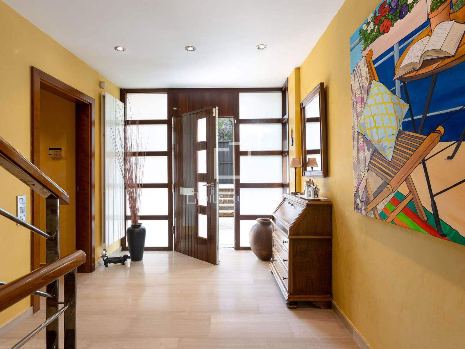 6 slaapkamer Villa te koop in Sant Vicenc de Montalt met zwembad garage - € 1.550.000 (Ref: 9569406)