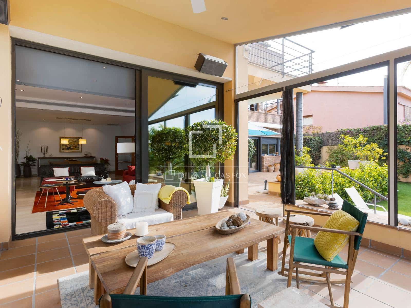 6 slaapkamer Villa te koop in Sant Vicenc de Montalt met zwembad garage - € 1.550.000 (Ref: 9569406)