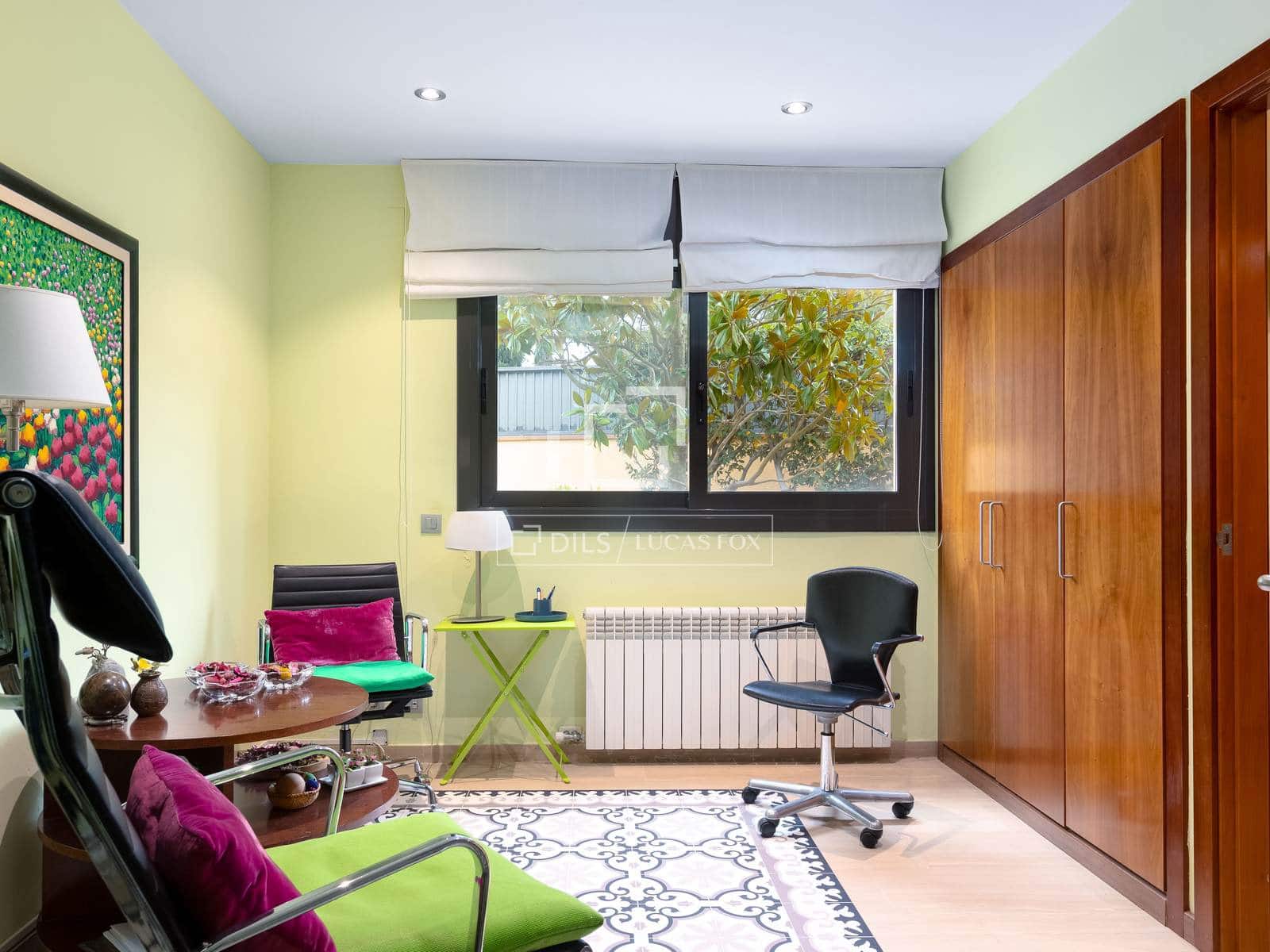 6 slaapkamer Villa te koop in Sant Vicenc de Montalt met zwembad garage - € 1.550.000 (Ref: 9569406)